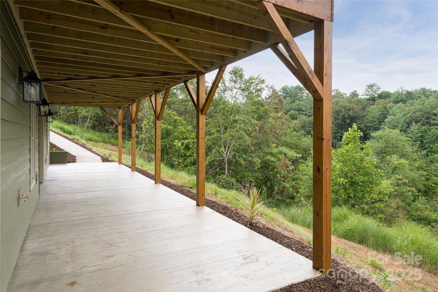 Image 42 of a home in .