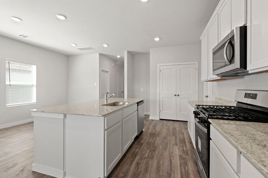 Furnished interior view inside a new home in The Villages at Westpointe, Dayton (Image 7). Furnished interior view inside a new home in The Villages at Westpointe, Dayton (Image 7).