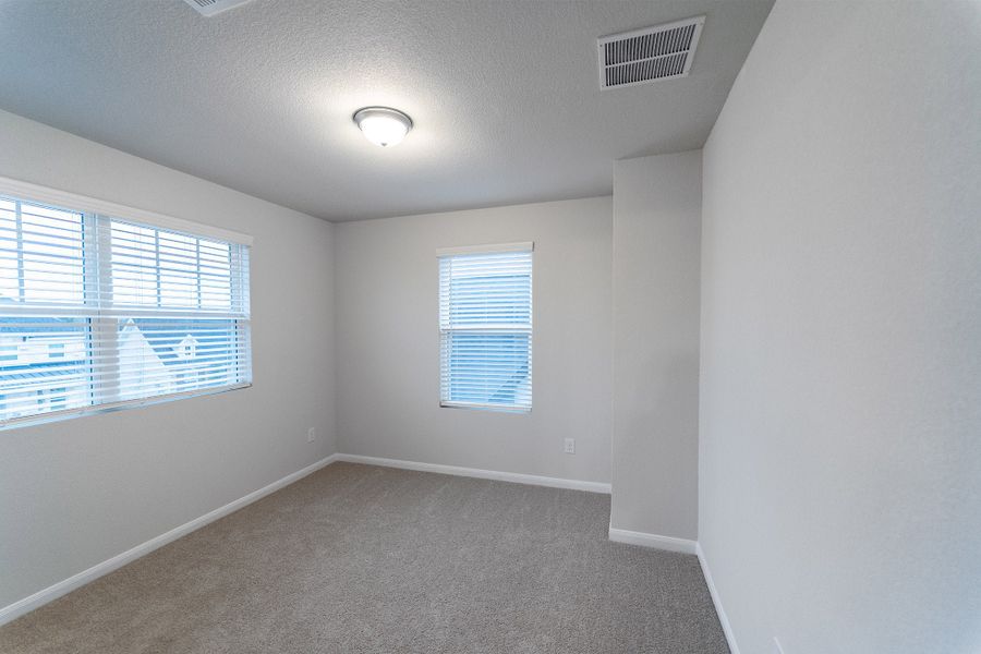 Spacious, unfurnished interior of a new home in Sanctuary, Salado (Image 16).