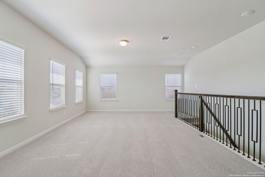 Spacious, unfurnished interior of a new home in Estancia Ranch - Premier Series, San Antonio (Image 18). Spacious, unfurnished interior of a new home in Estancia Ranch - Premier Series, San Antonio (Image 18).