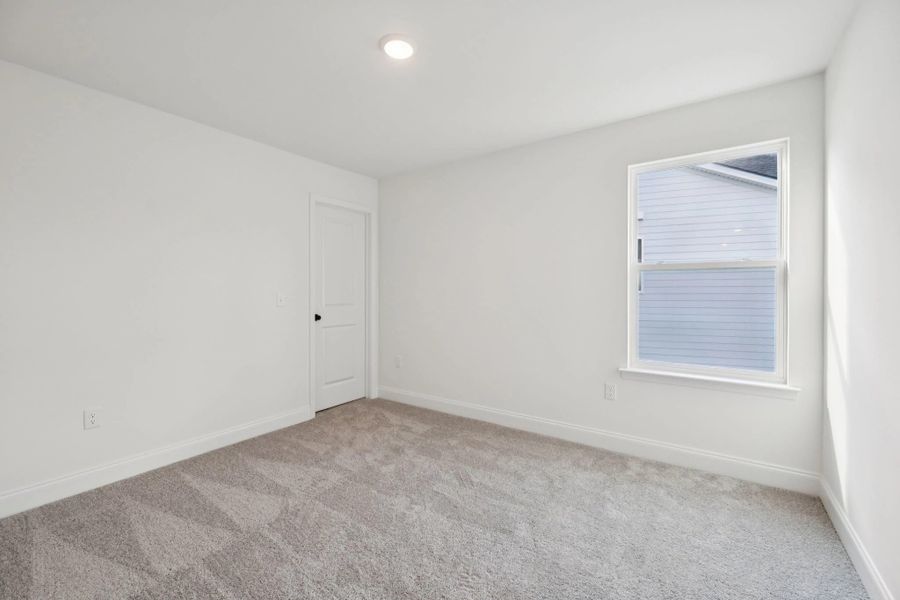 Spacious, unfurnished interior of a new home in Ascent at Arbor Ridge, La Vergne (Image 33).