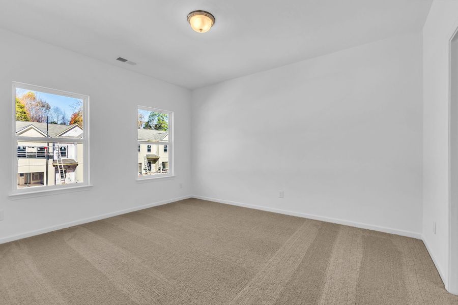 Spacious, unfurnished interior of a new home in Ironhorse, Dickson (Image 17).