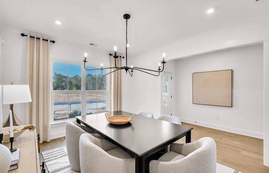 Representative furnished interior of a home built from the Riverton by Pulte Homes in Ashworth Estates, Powder Springs (Image 26).