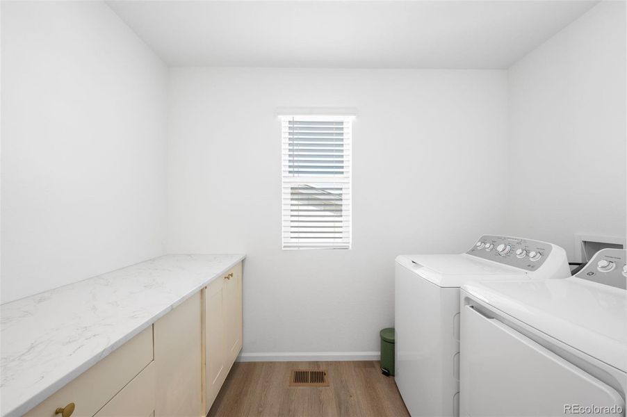 Furnished interior view inside a new home in Thompson River Ranch, Johnstown (Image 26).