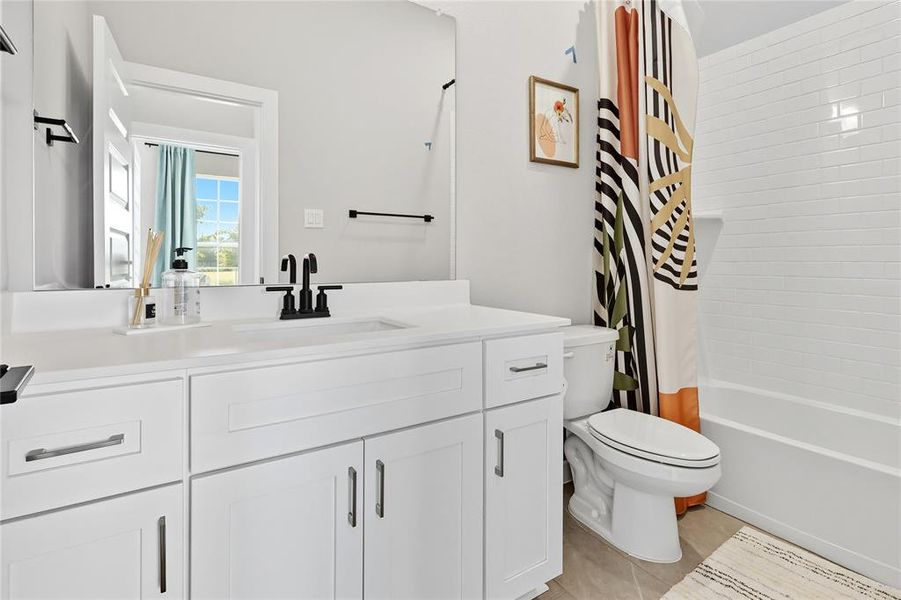 Furnished interior view inside a new home in , Sachse (Image 17). Furnished interior view inside a new home in , Sachse (Image 17).