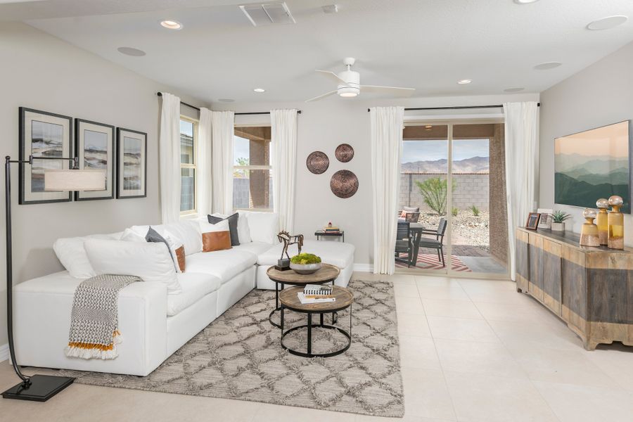 Representative furnished interior of a home built from the Geneva by Beazer Homes in Highpointe at Northpointe, Peoria (Image 14).