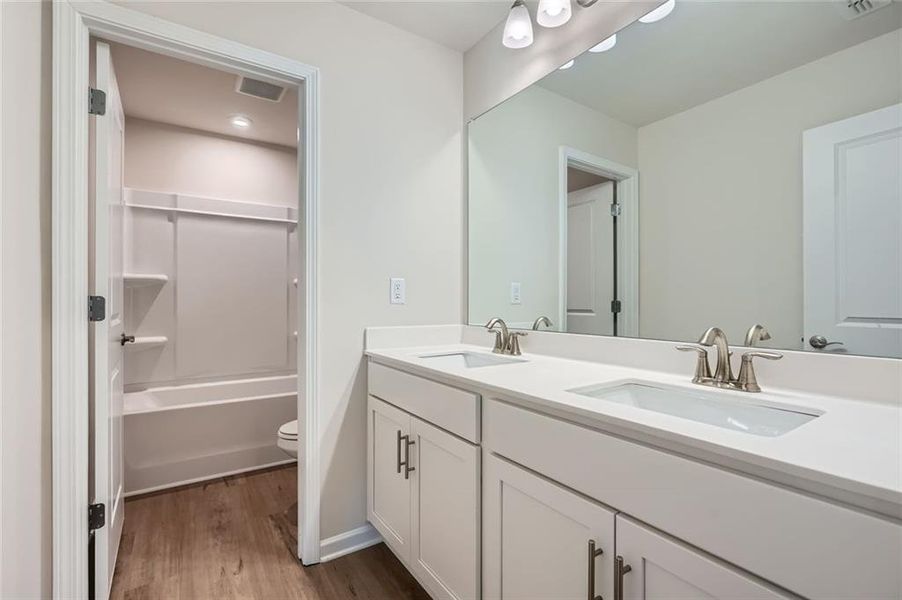 Furnished interior view inside a new home in , Dallas (Image 7).