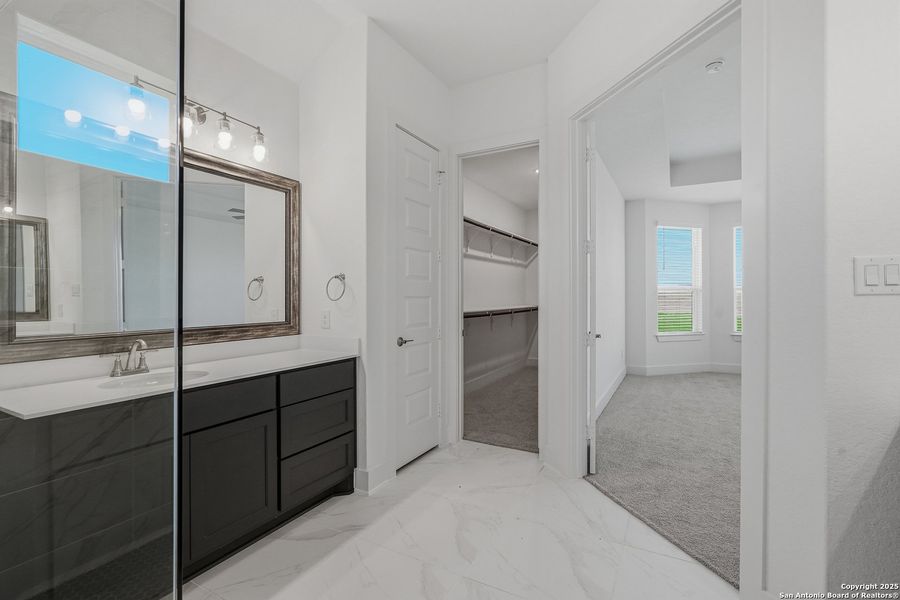 Furnished interior view inside a new home in Sienna Lakes, San Antonio (Image 9). Furnished interior view inside a new home in Sienna Lakes, San Antonio (Image 9).