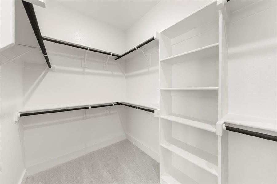 21. 1232 Unity - Closet