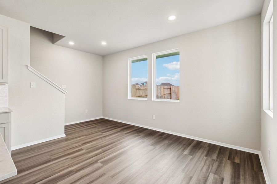 Spacious, unfurnished interior of a new home in Hymeadow, San Marcos (Image 15). Spacious, unfurnished interior of a new home in Hymeadow, San Marcos (Image 15).