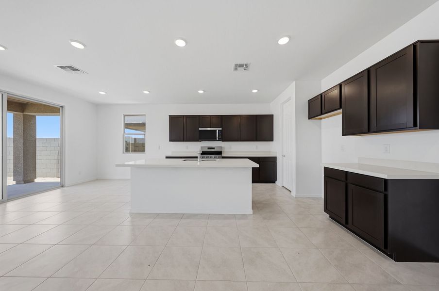 Representative furnished interior of a home built from the Pecan by Mattamy Homes in Baker Farms, Phoenix (Image 7).