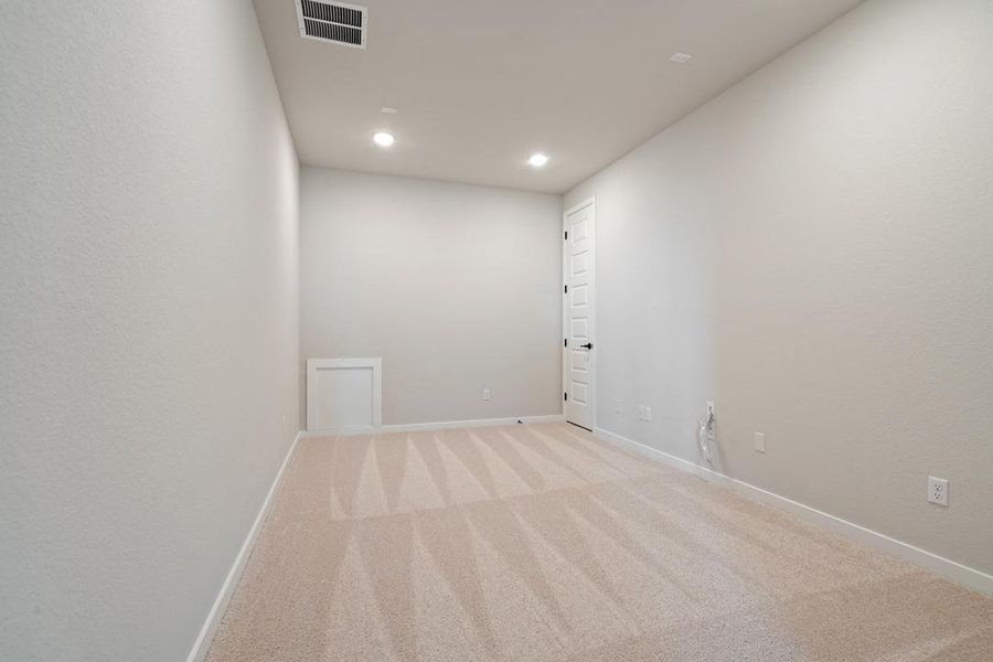 Spacious, unfurnished interior of a new home in Park Collection at Lariat, Liberty Hill (Image 29). Spacious, unfurnished interior of a new home in Park Collection at Lariat, Liberty Hill (Image 29).