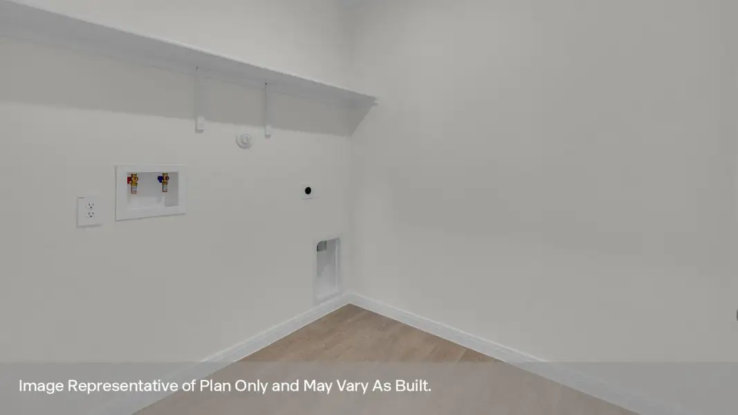 Spacious, unfurnished interior of a new home in Trace, San Marcos (Image 10).