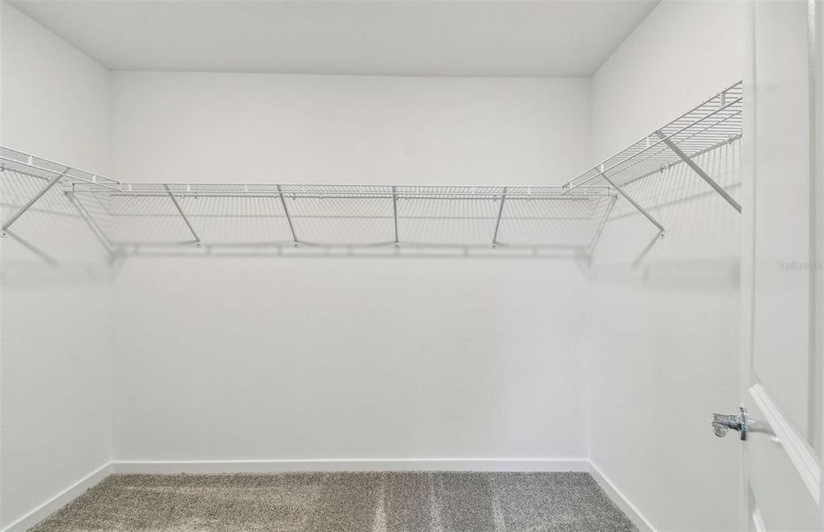 Owner's Walk-in Closet Owner's Walk-in Closet