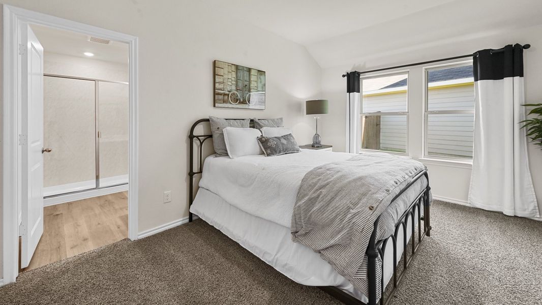 Representative furnished interior of a home built from the Zavalla by D.R. Horton in Oak Valley Estates, Bullard (Image 9).
