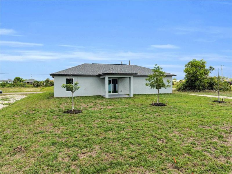 Exterior details and patio area of a home in , Cape Coral (Image 3).