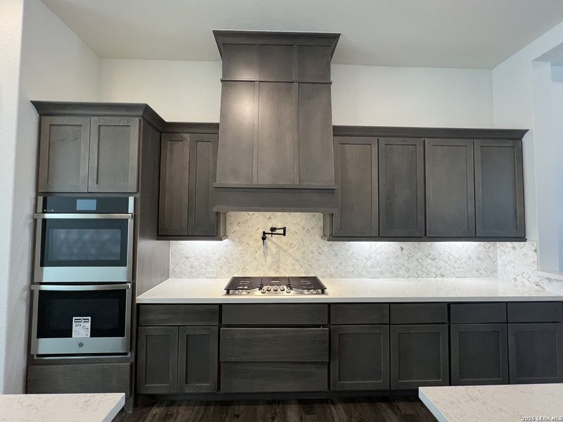Furnished interior view inside a new home in Mesa Western, Cibolo (Image 5).