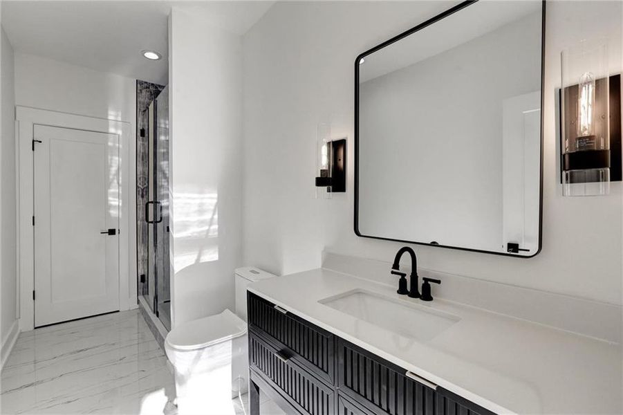 Furnished interior view inside a new home in , Gainesville (Image 12).