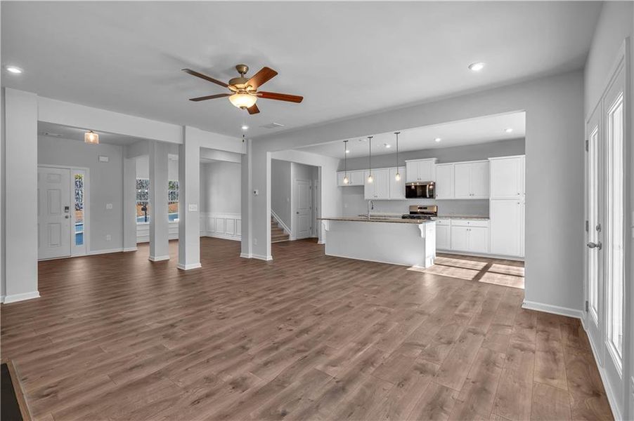 Spacious, unfurnished interior of a new home in , Cartersville (Image 25). Spacious, unfurnished interior of a new home in , Cartersville (Image 25).