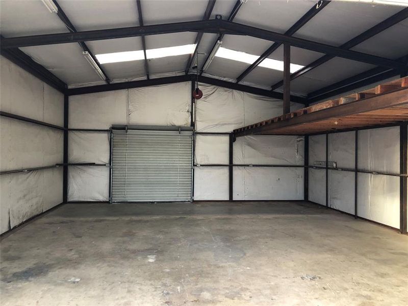 Image 16 of a home in . Image 16 of a home in .