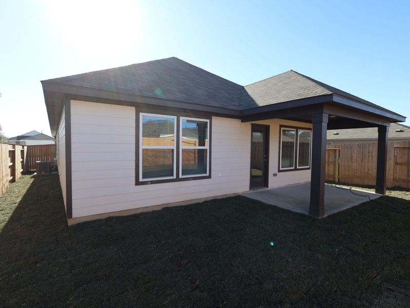 Exterior details and patio area of a home in Indian Springs, Crosby (Image 4).