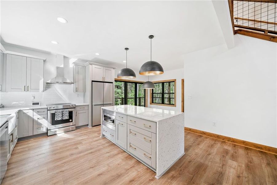Furnished interior view inside a new home in , Ellijay (Image 15). Furnished interior view inside a new home in , Ellijay (Image 15).