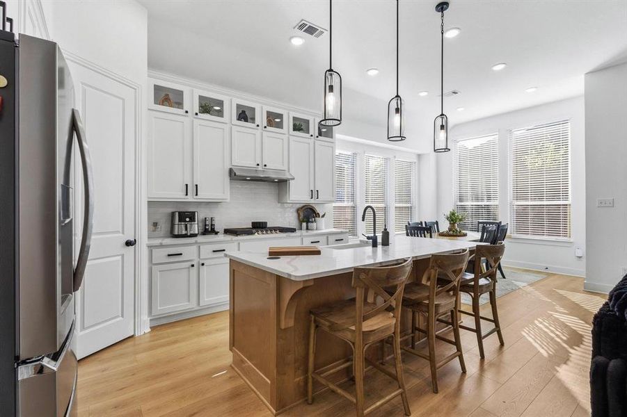 Furnished interior view inside a new home in Gateway Village - The Reserve, Denison (Image 25).
