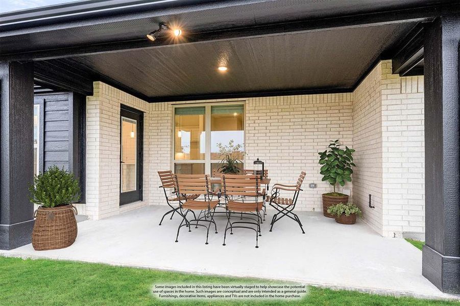 Exterior details and patio area of a home in Villages of Hurricane Creek, Anna (Image 3).
