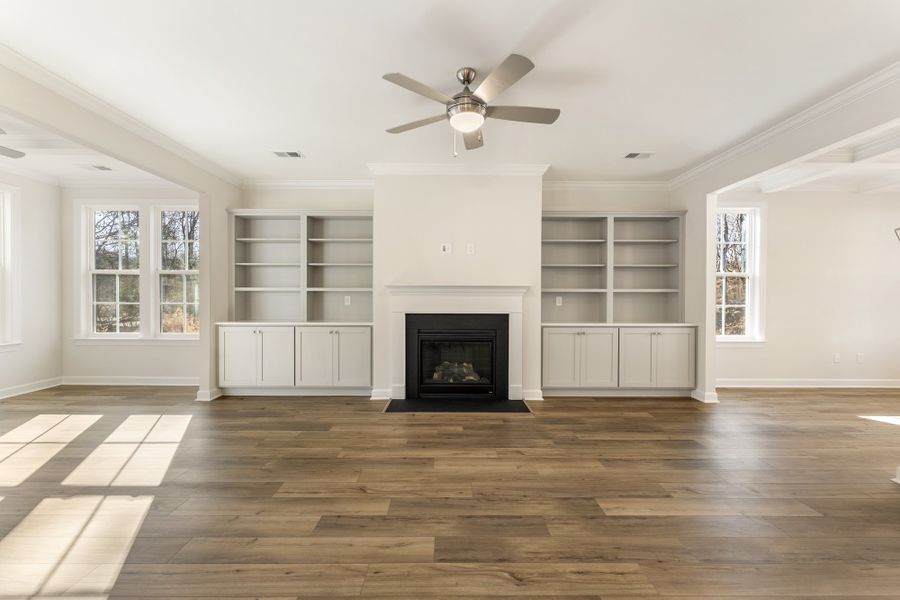 Spacious, unfurnished interior of a new home in Windsor Forest, Anderson (Image 16).