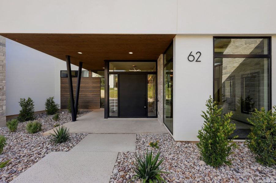 Exterior details and patio area of a home in , San Antonio (Image 33).