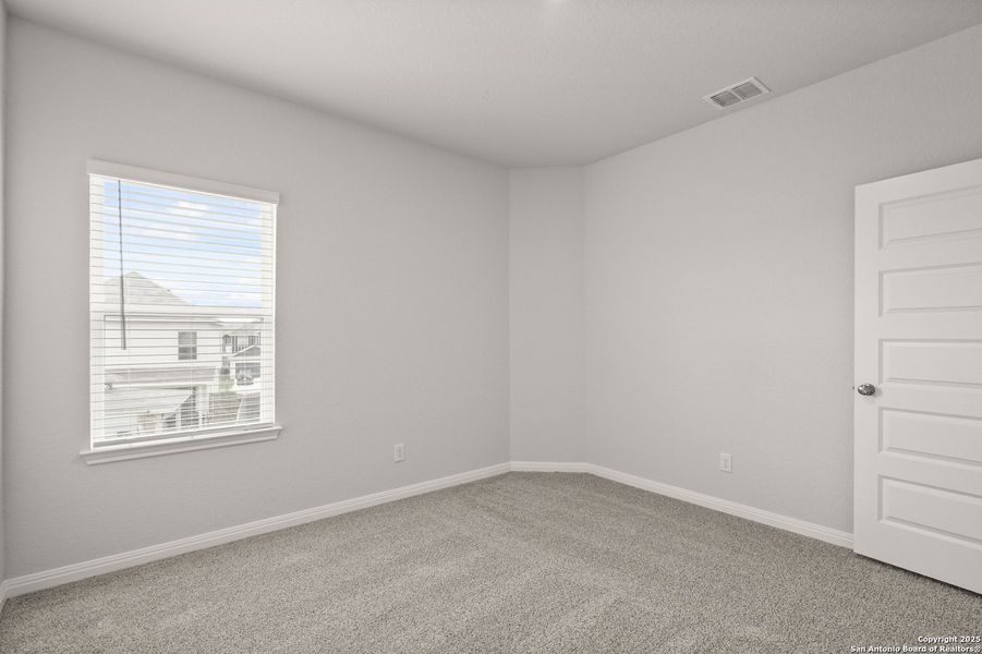 Spacious, unfurnished interior of a new home in Melissa Ranch, San Antonio (Image 20). Spacious, unfurnished interior of a new home in Melissa Ranch, San Antonio (Image 20).