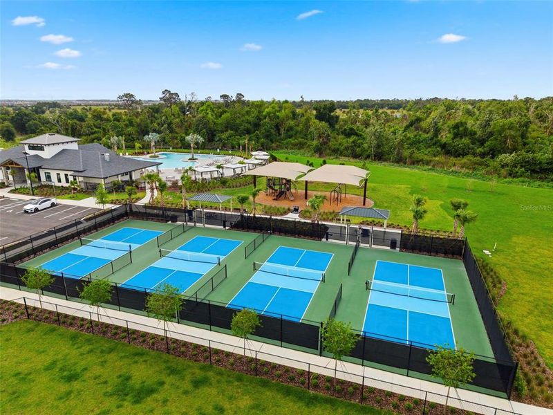 Community amenities in , Palmetto (Image 55).