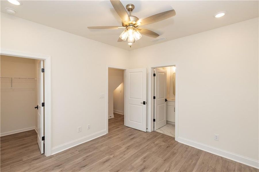 Spacious, unfurnished interior of a new home in Park Walke, Alpharetta (Image 19).