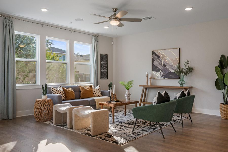 Furnished interior view inside a new home in Sarah's Creek, Pflugerville (Image 9).