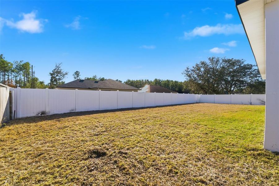 Exterior details and patio area of a home in , Ocala (Image 3). Exterior details and patio area of a home in , Ocala (Image 3).