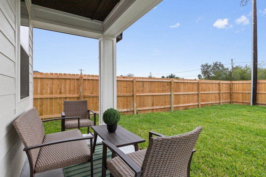 Representative exterior details of a home built from the Duranta by Hakes Brothers in Paloma Ranch, Harlingen (Image 23).