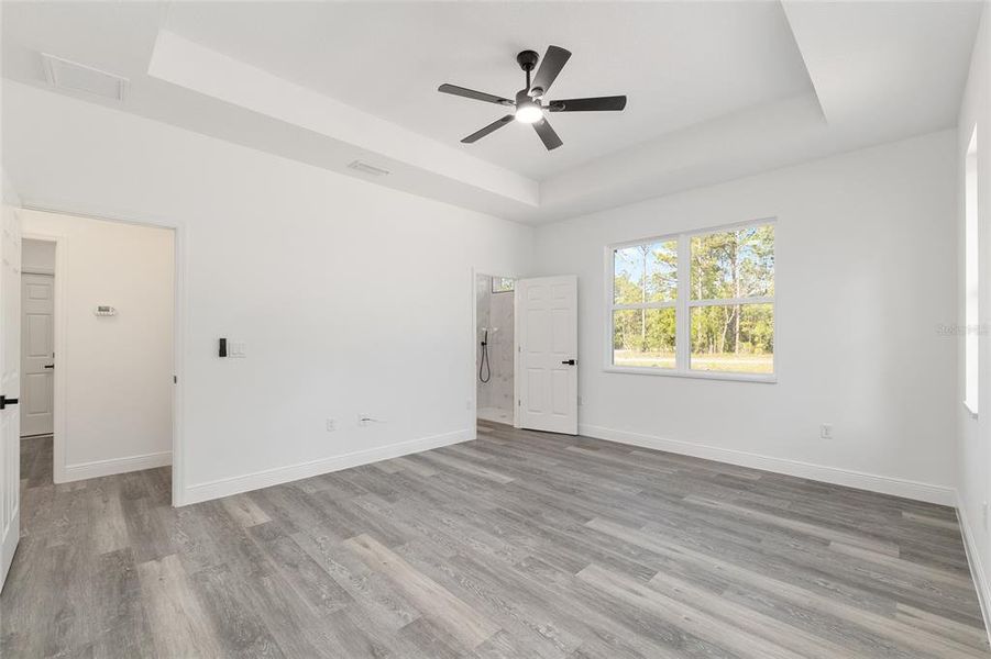 Spacious, unfurnished interior of a new home in , Dunnellon (Image 53).