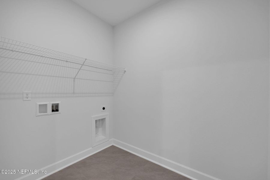 Spacious, unfurnished interior of a new home in Creighton Pointe, Fleming Island (Image 19).