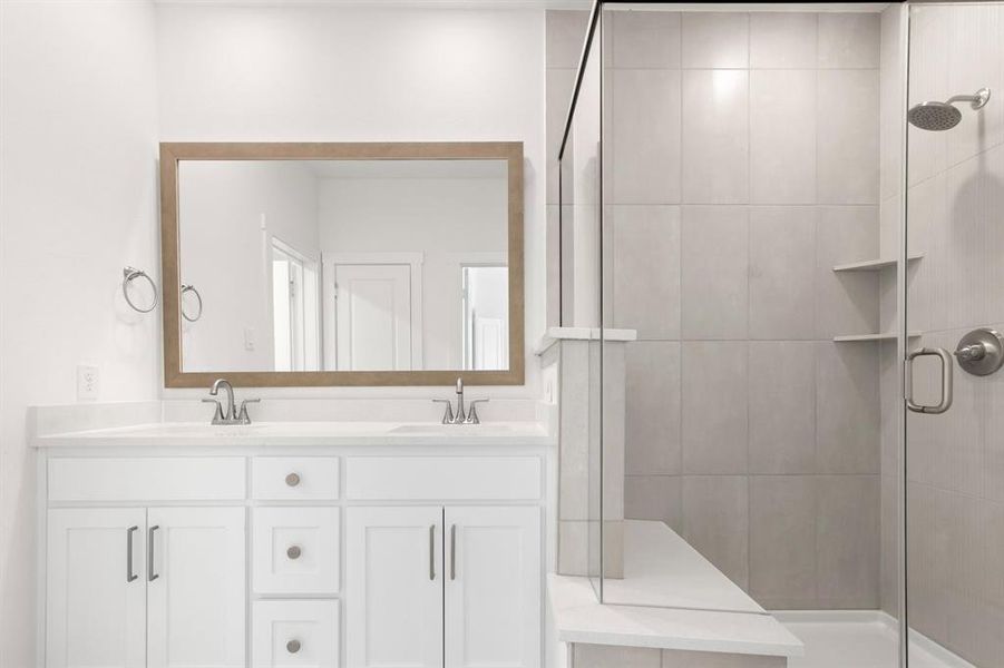 019-721ProsperLane-Wylie-TX-75098-PrimaryBathroom.jpg-SMALL 019-721ProsperLane-Wylie-TX-75098-PrimaryBathroom.jpg-SMALL