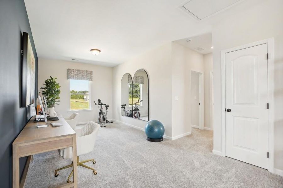 Furnished interior view inside a new home in Fair Oak, Calhoun (Image 10).