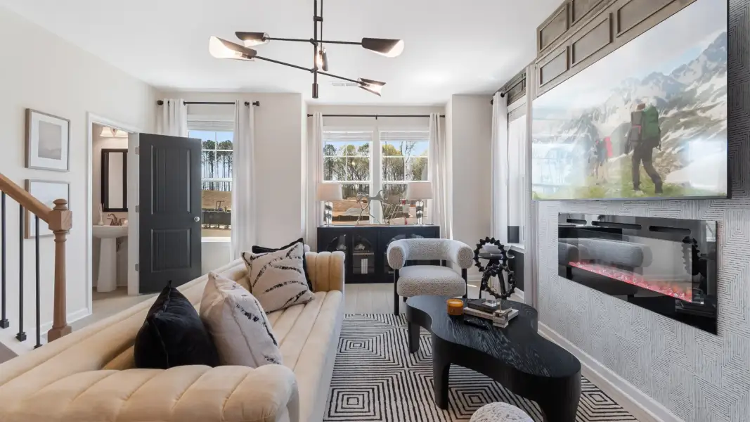 Furnished interior view inside a new home in Daybreak, Newnan (Image 18).