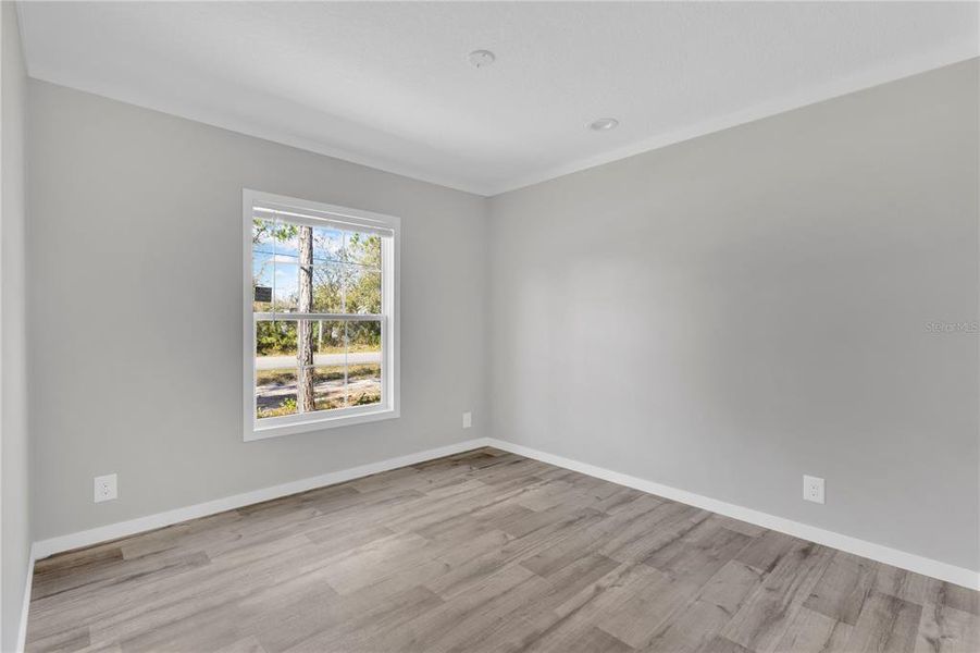 Spacious, unfurnished interior of a new home in , St. Cloud (Image 15).