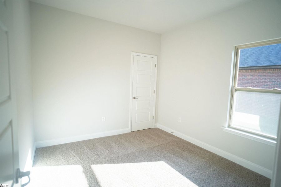 Spacious, unfurnished interior of a new home in Heritage Crossing, Simpsonville (Image 9). Spacious, unfurnished interior of a new home in Heritage Crossing, Simpsonville (Image 9).