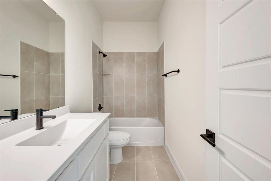 Furnished interior view inside a new home in Treeline, Justin (Image 12).