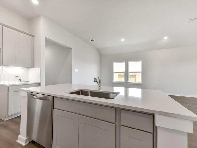 Furnished interior view inside a new home in River Ranch Meadows, Dayton (Image 8).