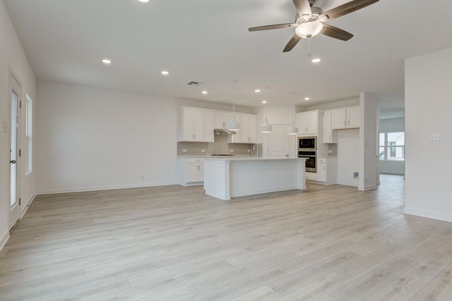 Image 28 representing the Alexis by Ashton Woods in Nopal Valley, San Antonio, TX.