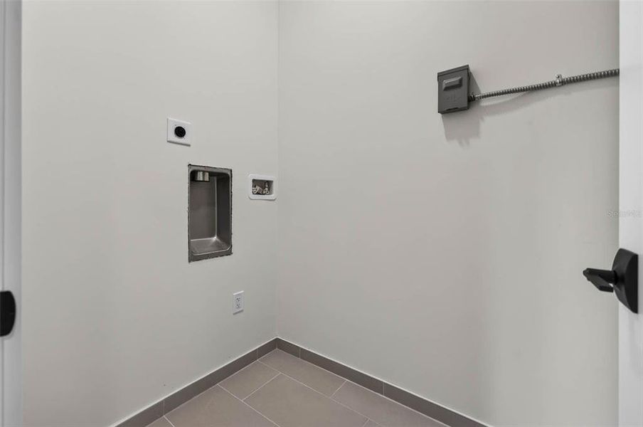 Spacious, unfurnished interior of a new home in , St. Petersburg (Image 20). Spacious, unfurnished interior of a new home in , St. Petersburg (Image 20).