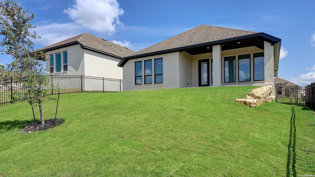 Exterior details and patio area of a home in Esperanza, Boerne (Image 26).