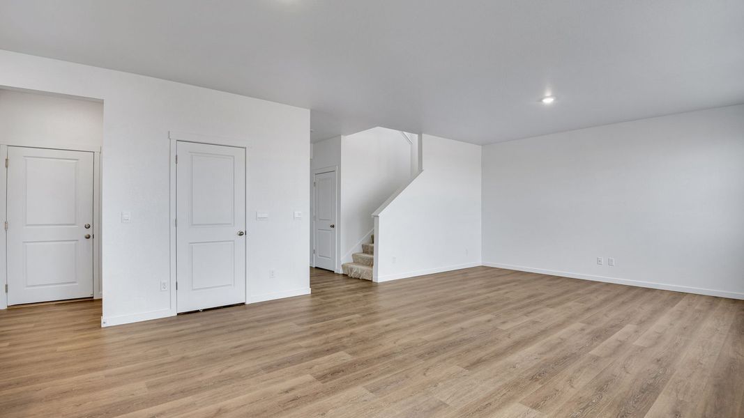 Spacious, unfurnished interior of a new home in Silver Peaks, Lochbuie (Image 22).