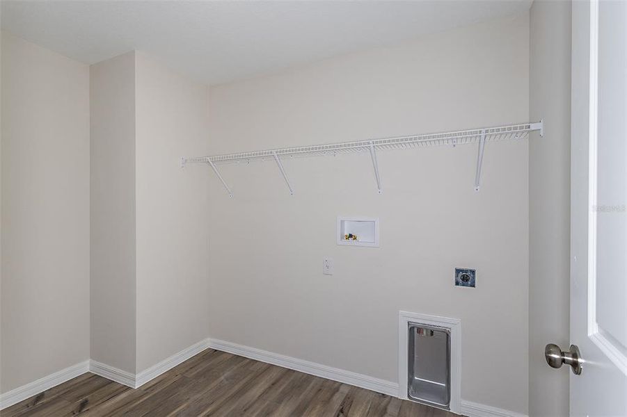 Spacious, unfurnished interior of a new home in Scenic Terrace, Haines City (Image 39).